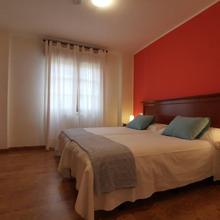 Hotel El Trasgu Soto de Cangas Kültér fotó